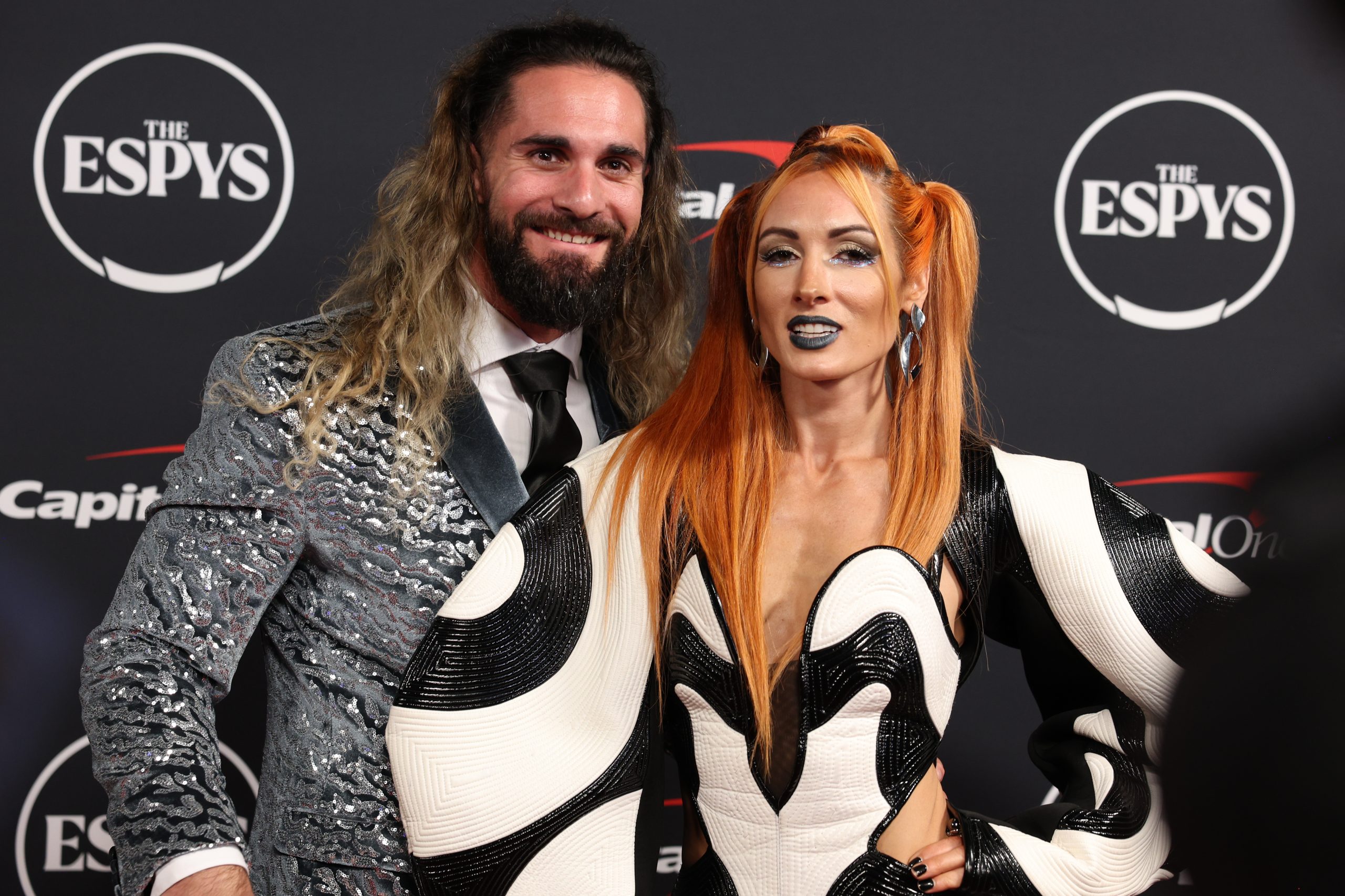 WWE Superstars Seth Rollins, Becky Lynch Present Award, Pose Backstage At  2023 ESPYS (Special Look)
